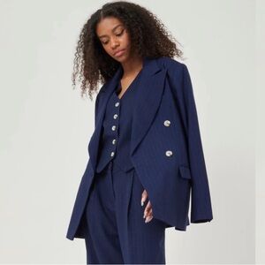 NWOT Lioness Midnight Pinstriped Brentwood Blazer Size XS